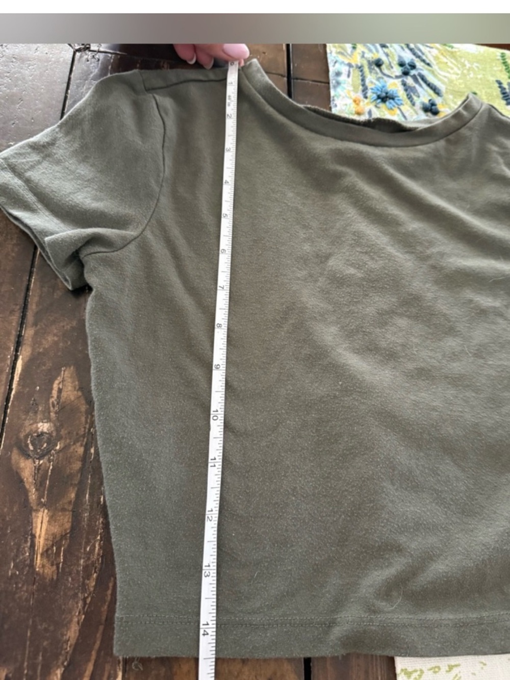 2 Women XS Tees: PS LA California White "Locally Hated" & green White Fable - Picture 12 of 14